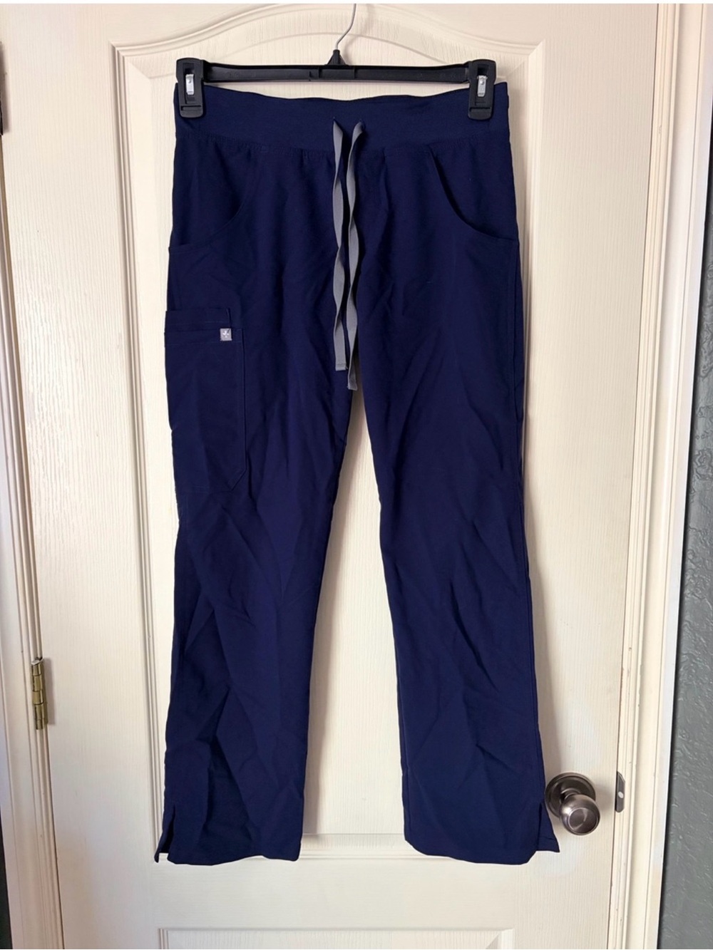 Figs Women’s Navy Drawstring Scrub pants XS